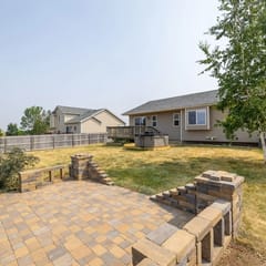 5 Beds, Hot Tub, Fenced Backyard