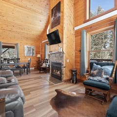 The Lincoln Lodge Cabin