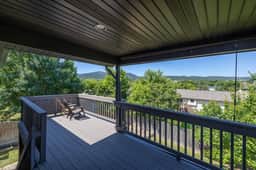 7 beds, 2.5 baths, Secret room