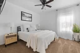 3 Bed 2 Bath, Golf Course and Fully Fenced Yard!