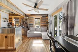 Walsh's Studio Cabin