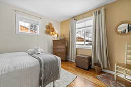 Boho Bliss: 3 Bedroom, Fenced Yard