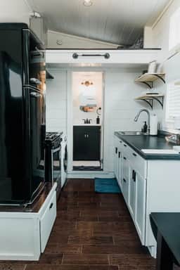 Peaceful Tiny House with Great Views and Wildlife!