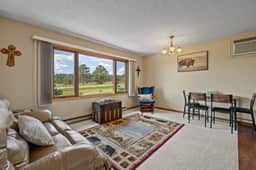 Cozy Nemo Road Retreat 3 bed fenced yard