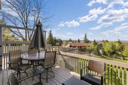 Heated pool, views, chef's kitchen, 3 levels