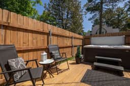 Boutique Studio Cabin · Hot Tub & Creek Access - Image 4