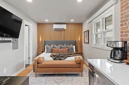 Stylish Studio · King Bed, Brick & Trex Deck - Image 4