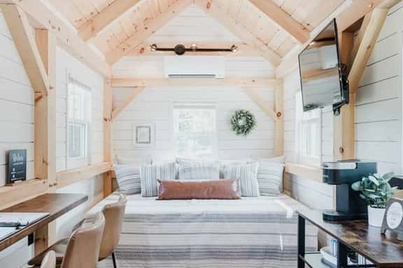 Tiny Timber- Stunning Tiny House - Image 1