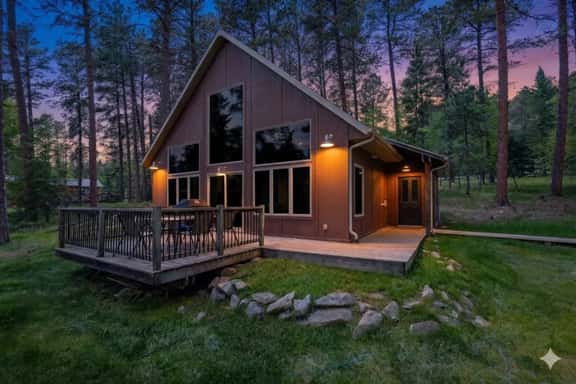 Still Pines Cabin - Image 1