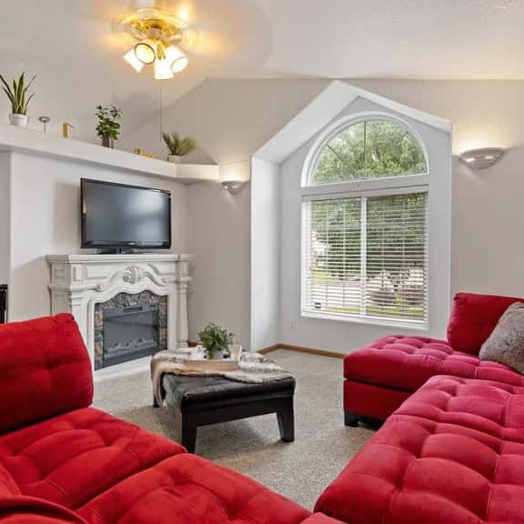 Townhouse, Fenced Yard 2bd 2Bath - Image 1
