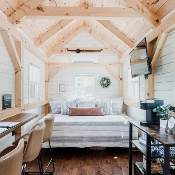 Tiny Timber- Stunning Tiny House - Image 1