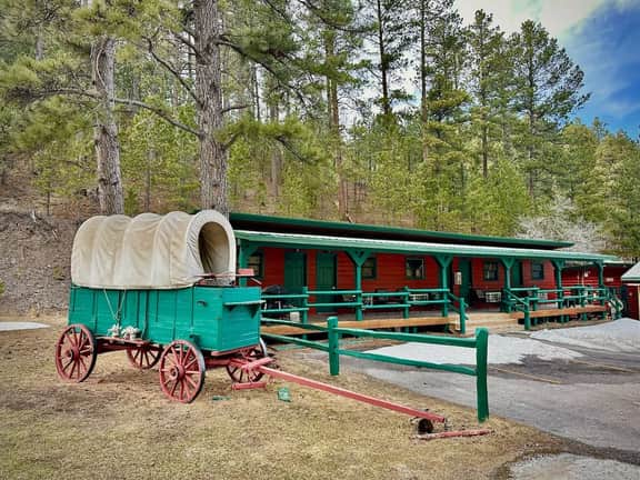 The Pondo: Cabin 8
