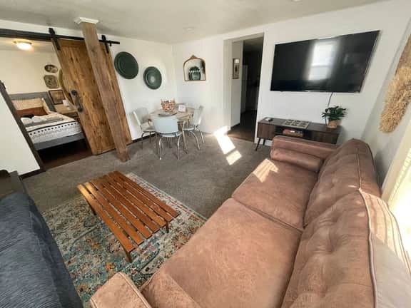 Cozy Stay in the Heart of Rapid City