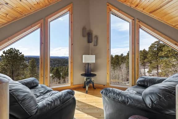 Eagle's Landing Lodge