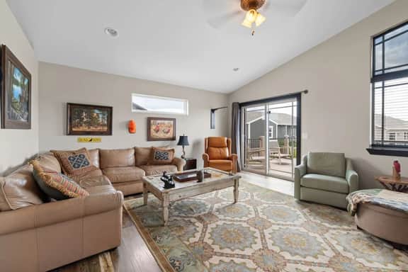 3BR 2BA, Spearfish Retreat, Deck & Fenced Yard