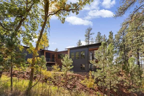 4 King bedrooms, 3.5 bath, Hot Tub, Cliff Views - Image 2
