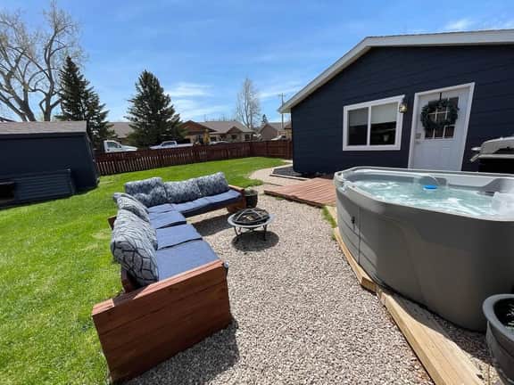 Downtown Modern-Farmhouse Studio with Hot Tub - Image 5