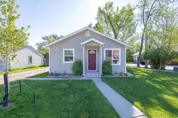 Pet friendly, Hot Tub, 2 bedroom, Canyon lake!