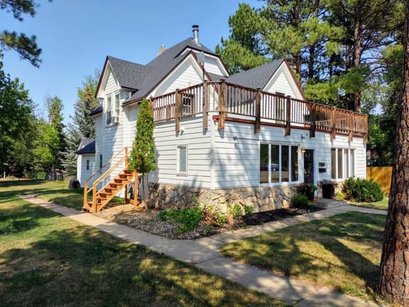 Cozy Getaway at Orchard Creek Cottages