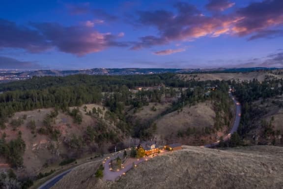 Log cabin on a canyon, panoramic hills, 3 levels
